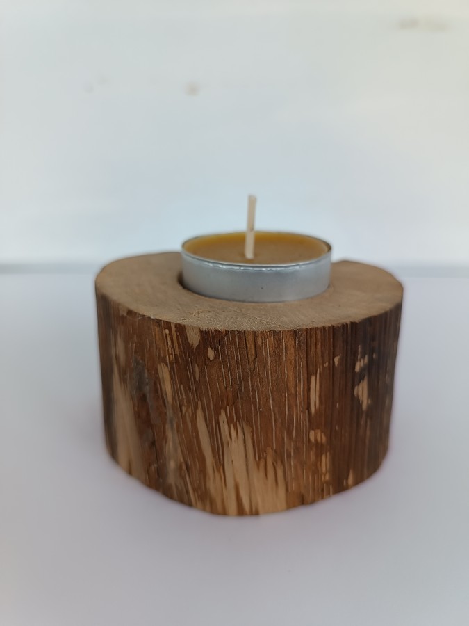 Natūrali medžio žvakidė